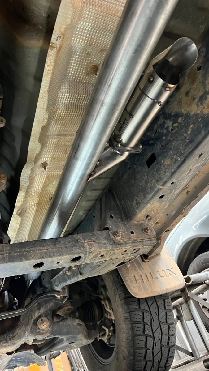 Downpipe + Difusor Escape Ronco Esportivo Hilux 2.8 2017/18 - Imagem 8